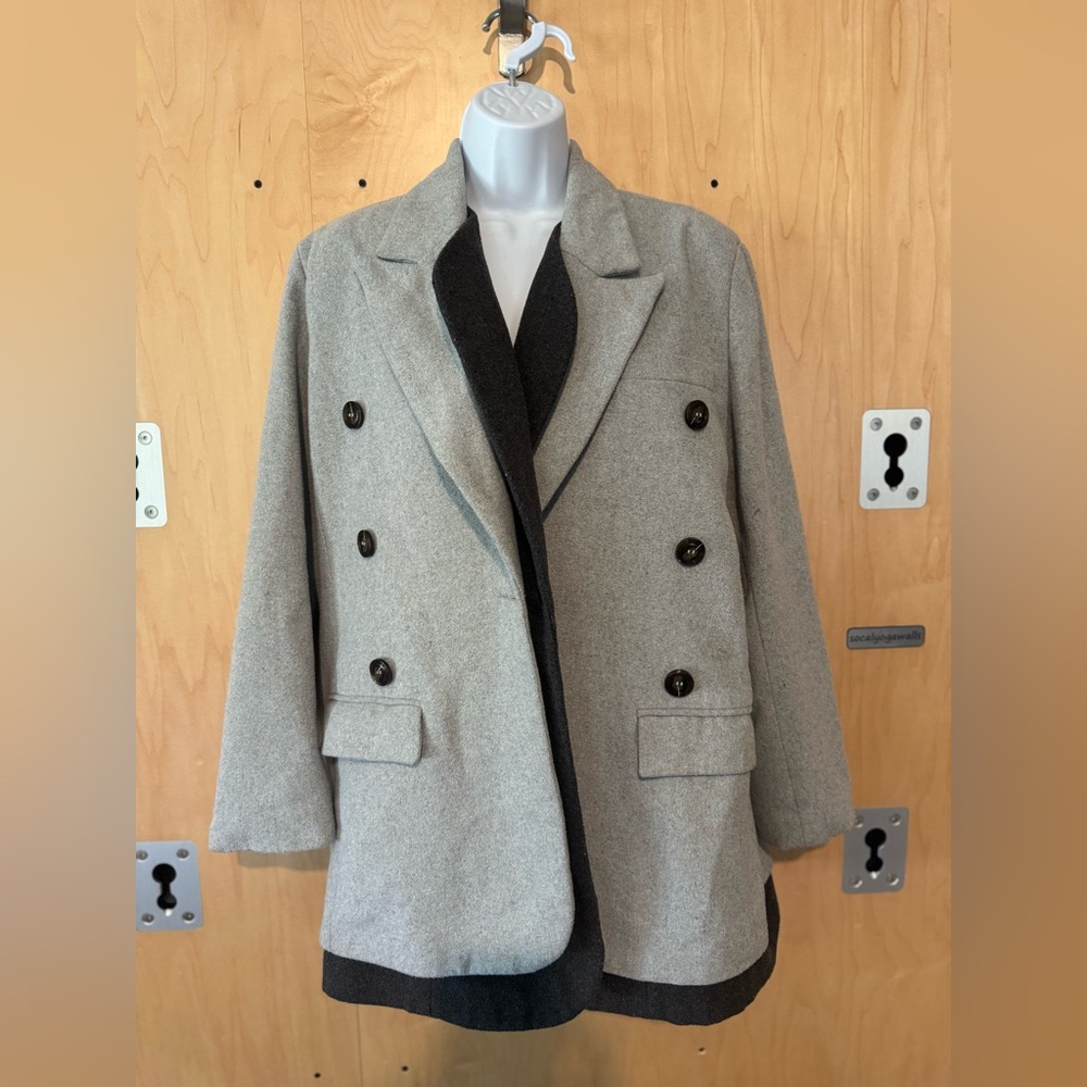 French Mauve, Gray Double-Breasted Coat, L - Picture 4 of 9